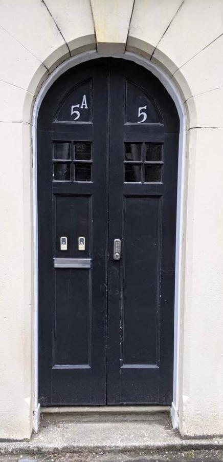 Glenclova - No 5 Bellyeoman, Bright Two Bedroom Apartment Dunfermline Zewnętrze zdjęcie