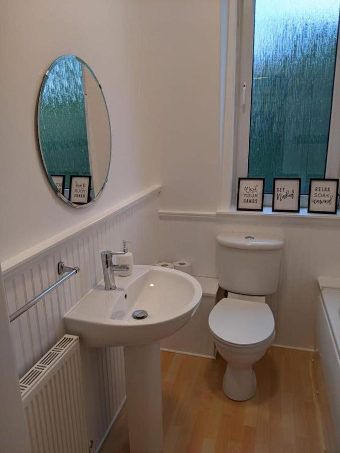 Glenclova - No 5 Bellyeoman, Bright Two Bedroom Apartment Dunfermline Zewnętrze zdjęcie